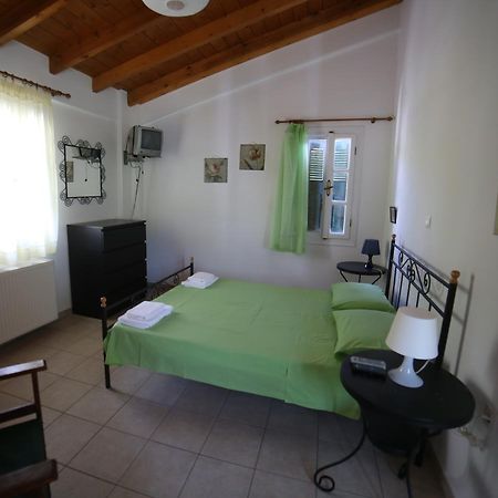 Studios Argyri Ágios Kírykos Εξωτερικό φωτογραφία