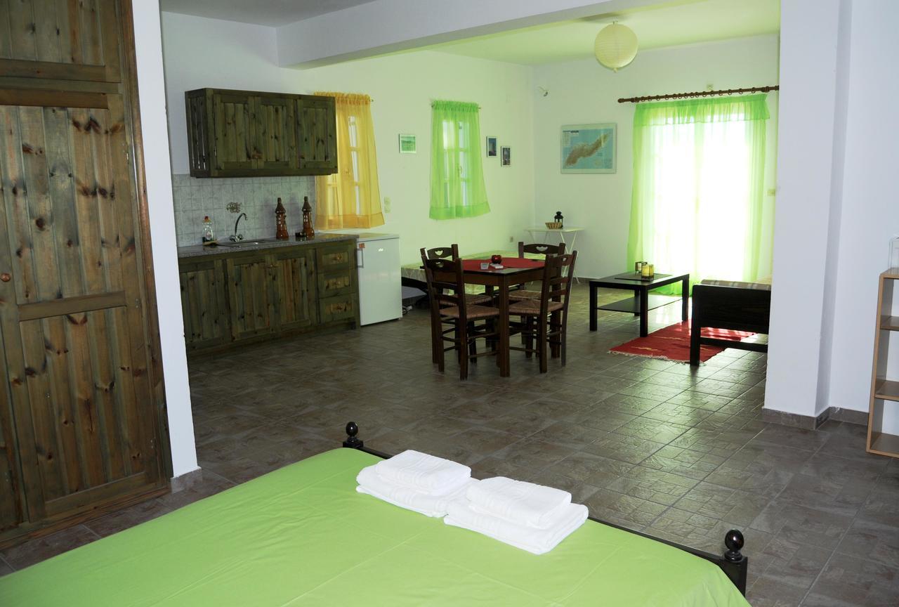Studios Argyri Ágios Kírykos Εξωτερικό φωτογραφία